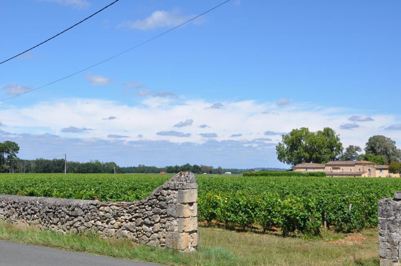 Clos San Gianni Pujols-sur-Ciron Buitenkant foto